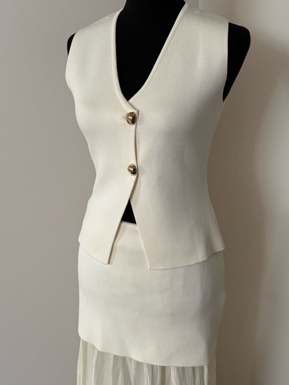 Zara Cream Knit Set - Picture 6 of 9
